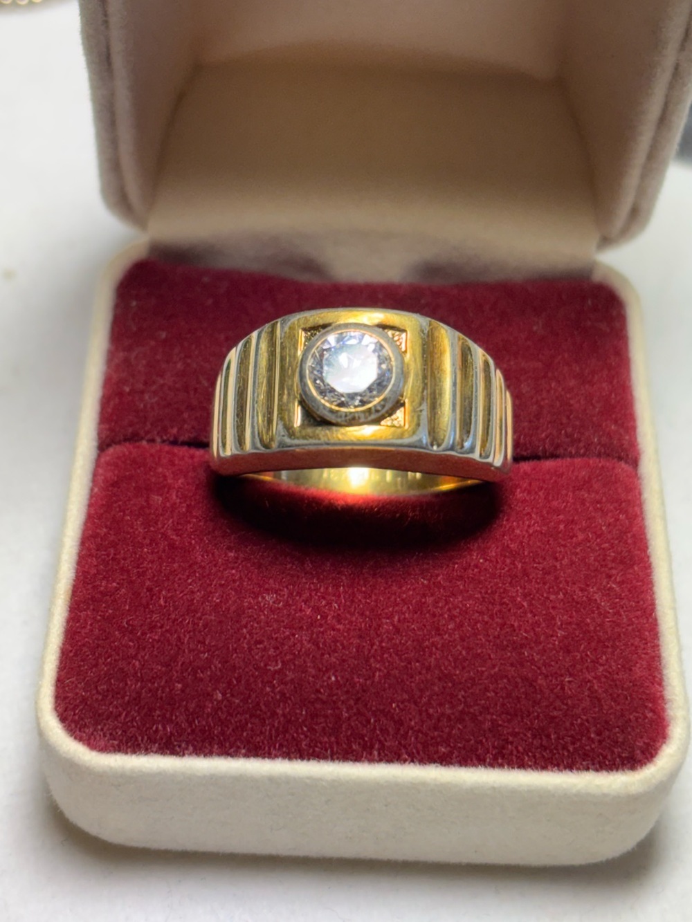 Men’s Gold Vintage Ring